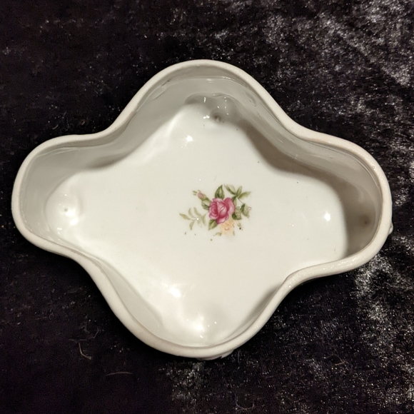 Vintage Arnart Creation Floral Japan Porcelain Candy/Jewelry Trinket Box - Picture 3 of 12